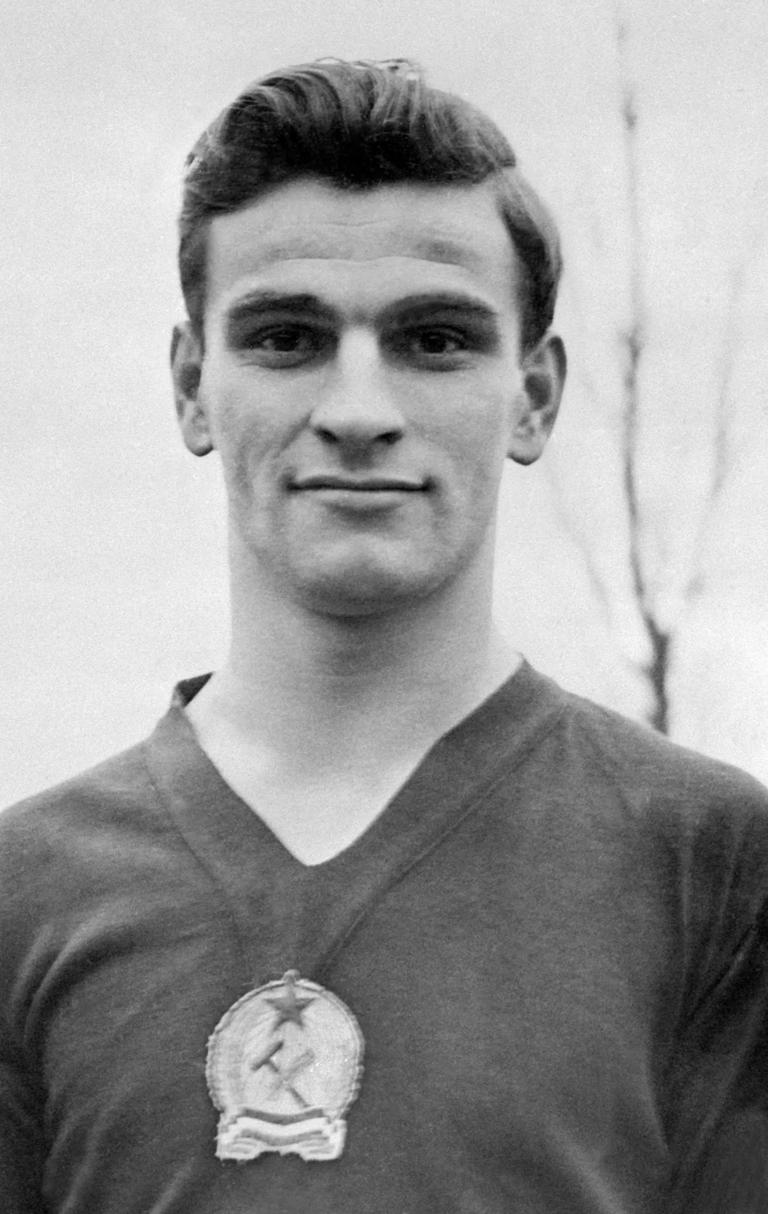 Portrait taken 27 October 1956 of forward Sandor Kocsis who played for Hungary's national soccer team. Kocsis and his teammates reached the World Cup final losing to Germany (2-3) 04 July 1954 in Bern (Switzerland). Kocsis finished the tournment with a record of 11 goals. AFP PHOTO/INTERCONTINENTALE (Photo credit should read STAFF/AFP via Getty Images)